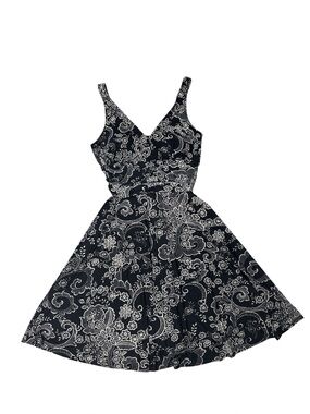 ⭐️ R&K Black & White Paisley Fit-and-Flare Dress- size 6P